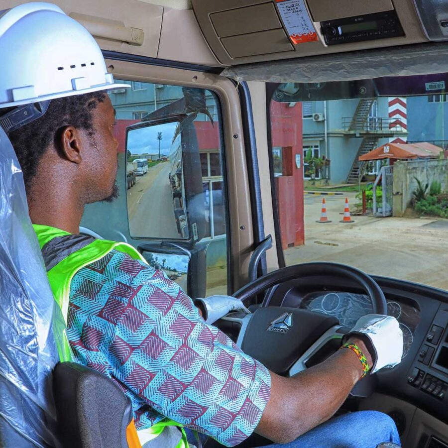 Transport de ciment et de matières premières