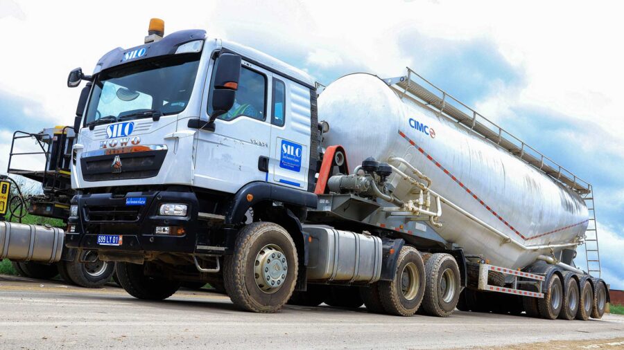 06 camions semi-remorque